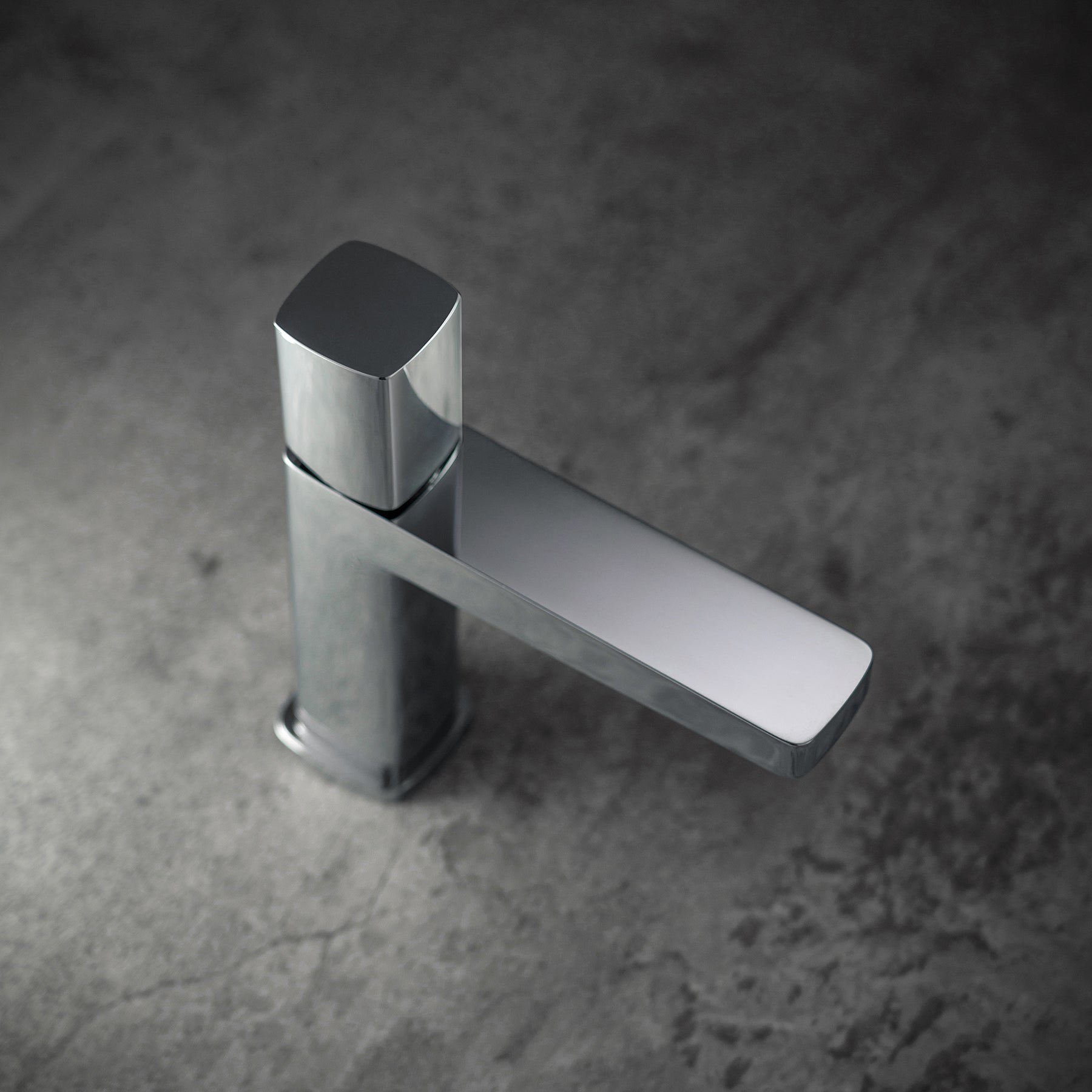 Britto Faucet - Single Hole