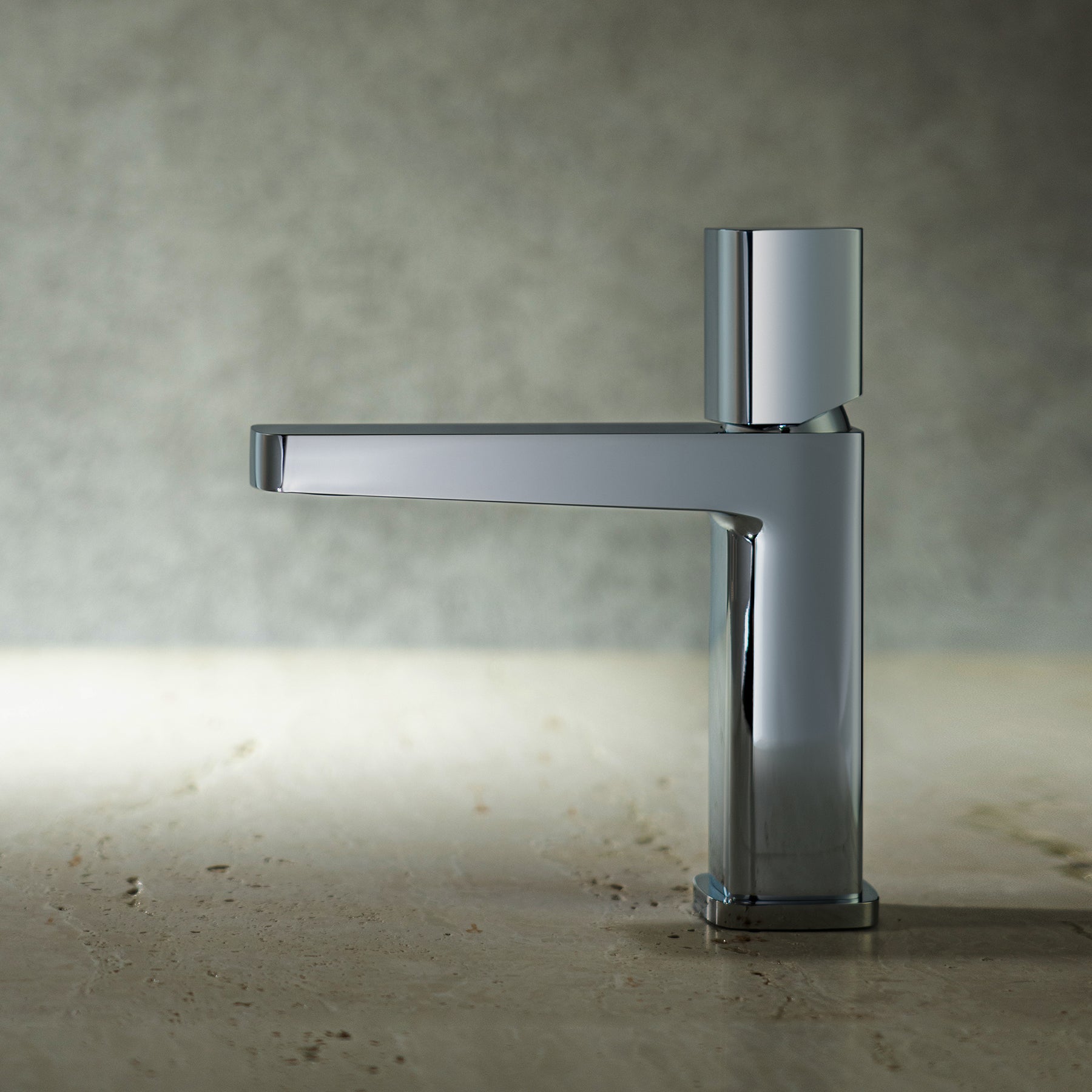Britto Faucet - Single Hole