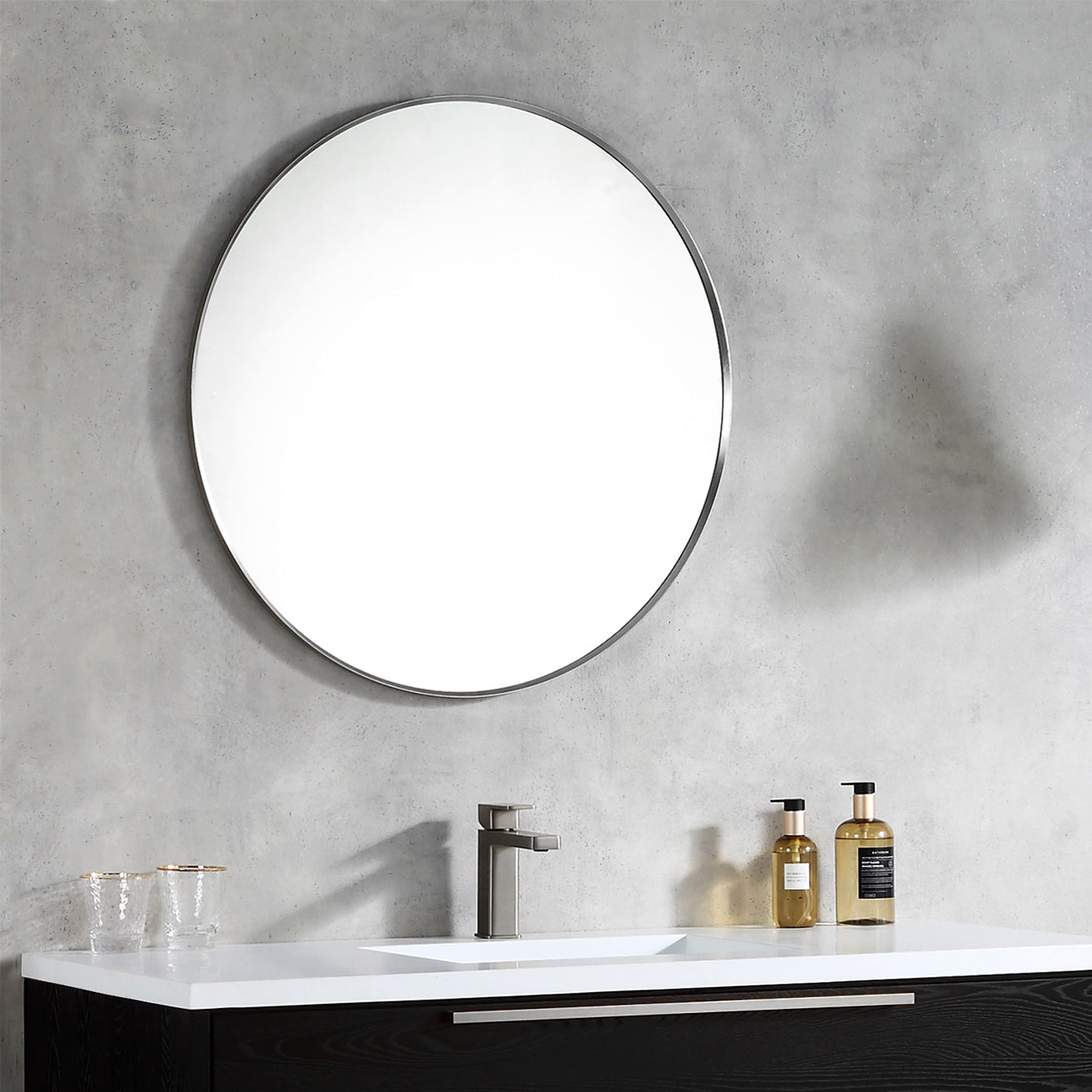 Round Soho Framed Mirror 30"