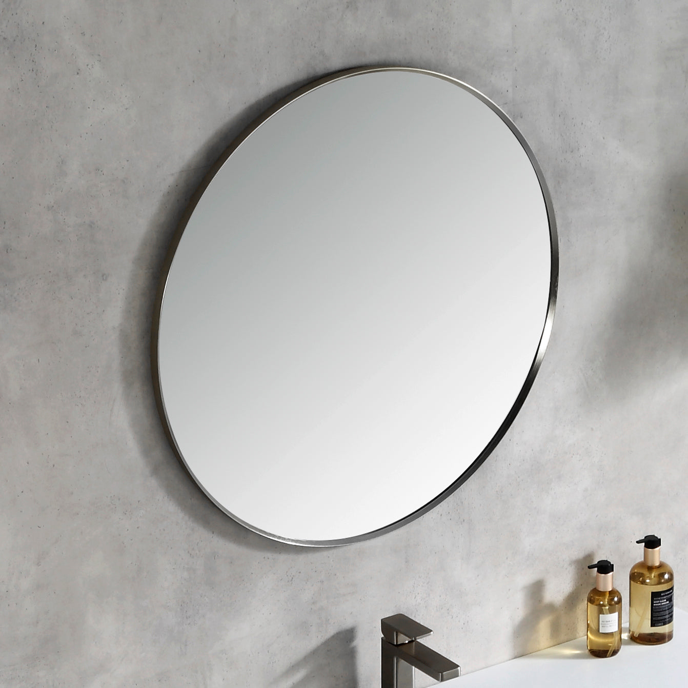 Round Soho Framed Mirror 30"