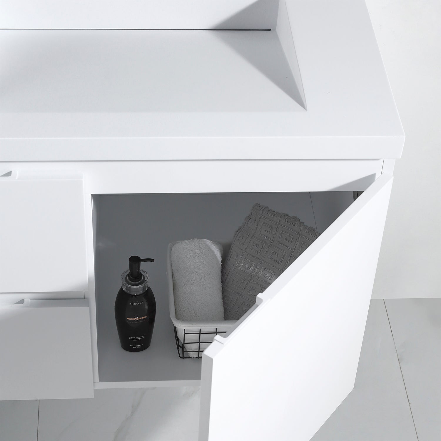 Vanity Logan 31 - Integrated Solid Surface - Infinity