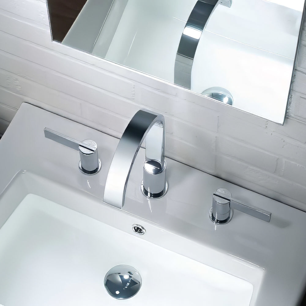 Serie 145™ - Widespread Two Handle Bathroom Faucet