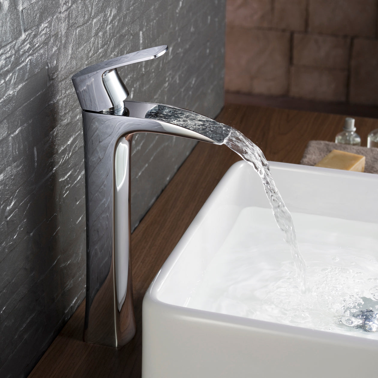 Chloe Tall Faucet - Single Hole